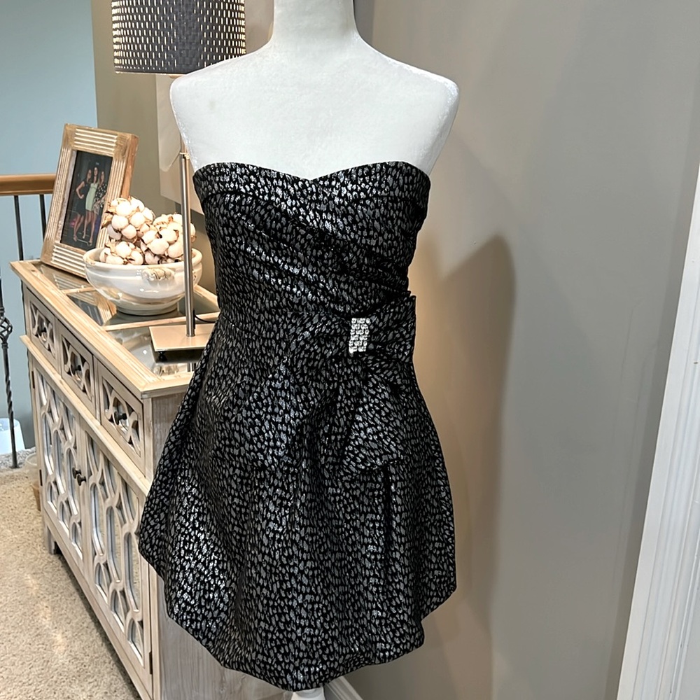 WINDSOR Strapless Mini Dress with Rhinestone Bow - Juniors 7